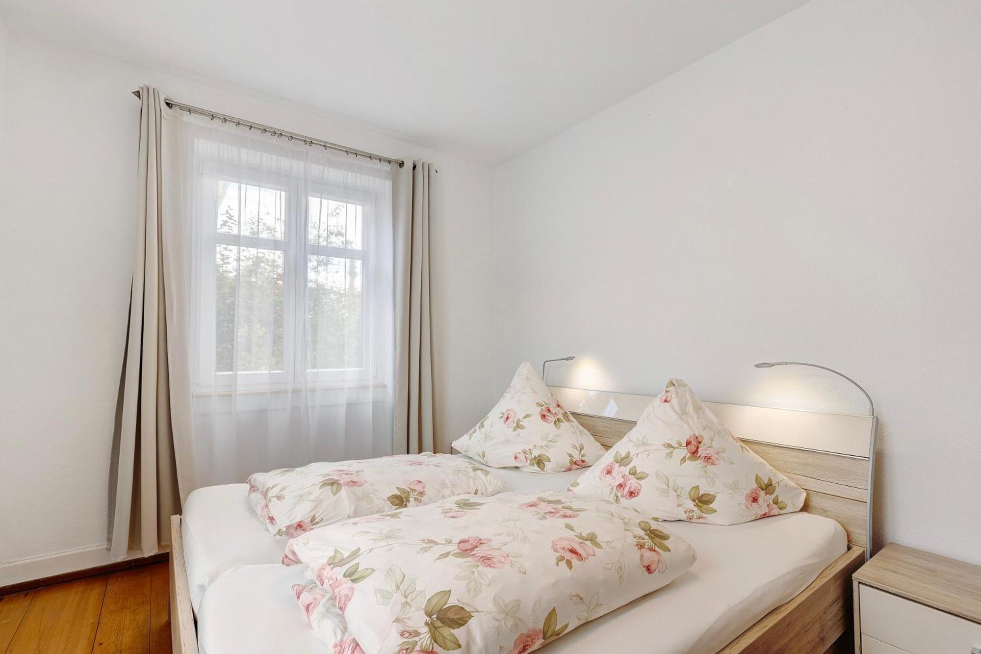 Rotes Haus Ueber Den Weinbergen Apartment คอนสตานซ์ ภายนอก รูปภาพ