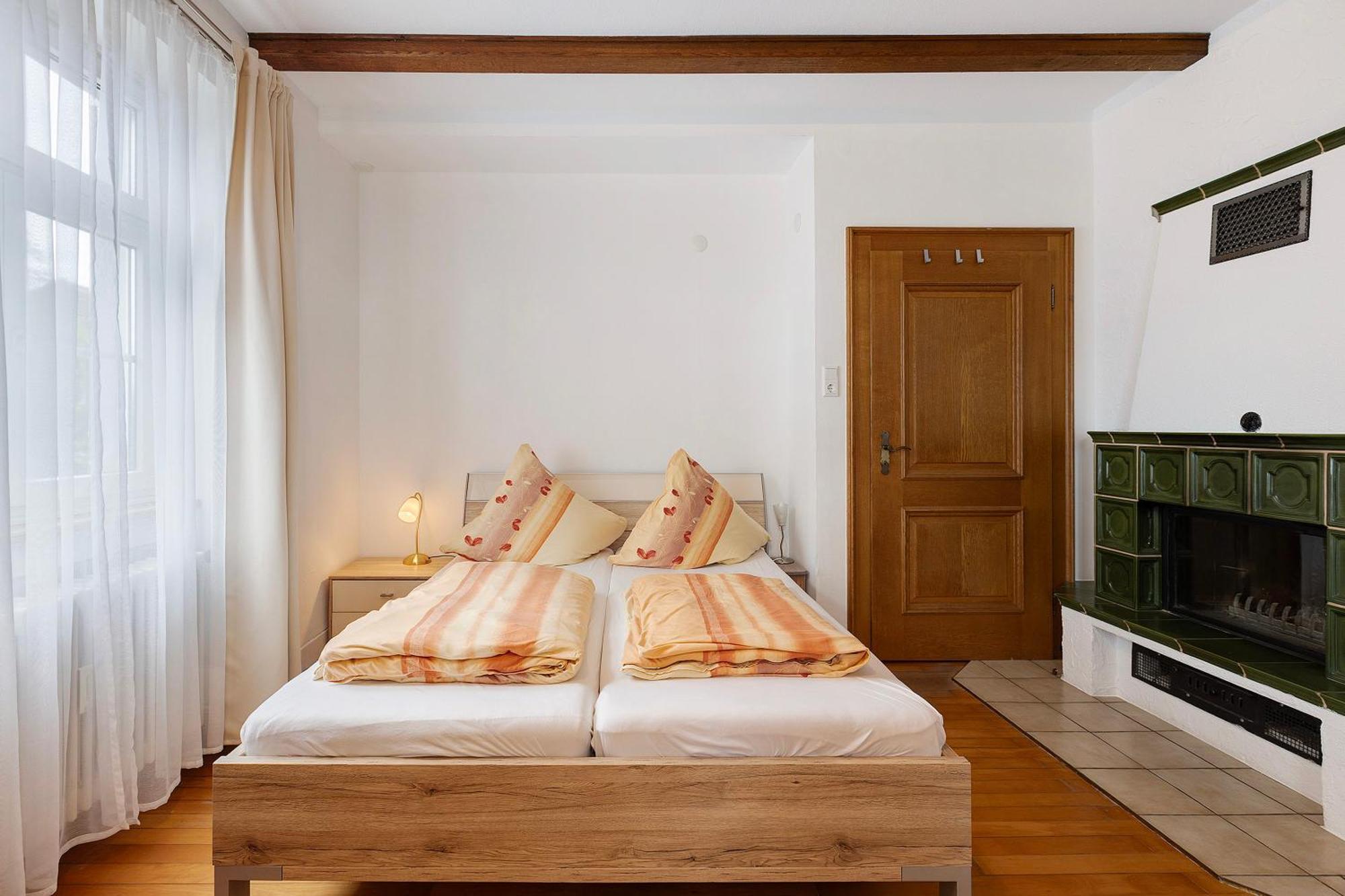 Rotes Haus Ueber Den Weinbergen Apartment คอนสตานซ์ ภายนอก รูปภาพ